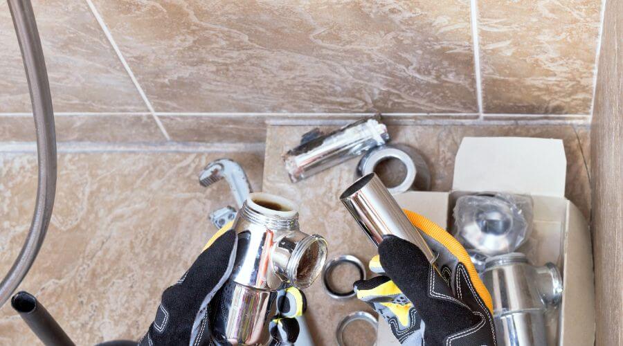 Professional gutter cleaning in Fox, OK